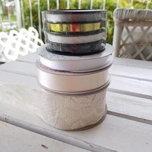 Pastel colored ribbon bundle for a wedding